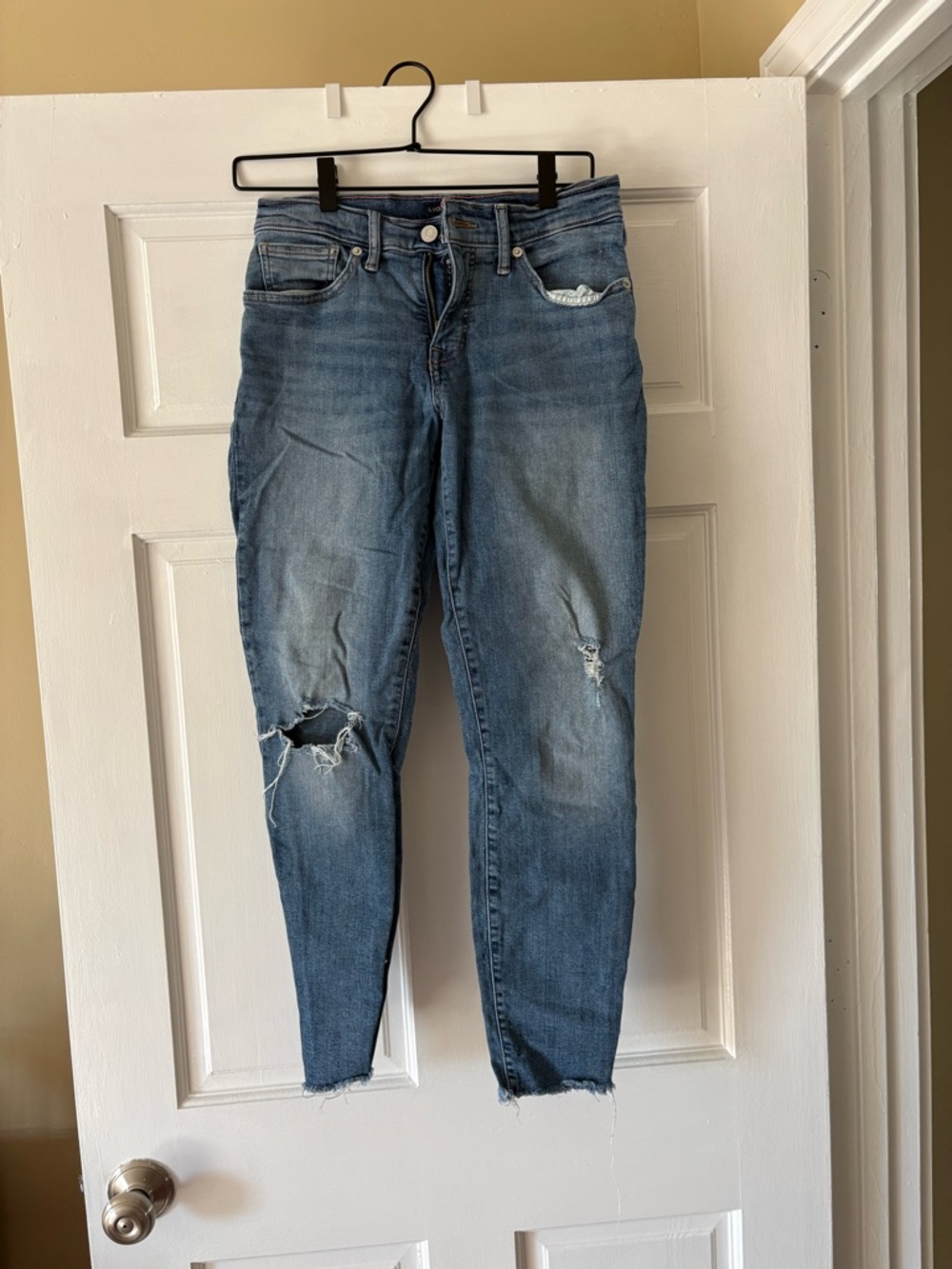 Lucky Brand Medium Blue Ripped Skinny Jeans